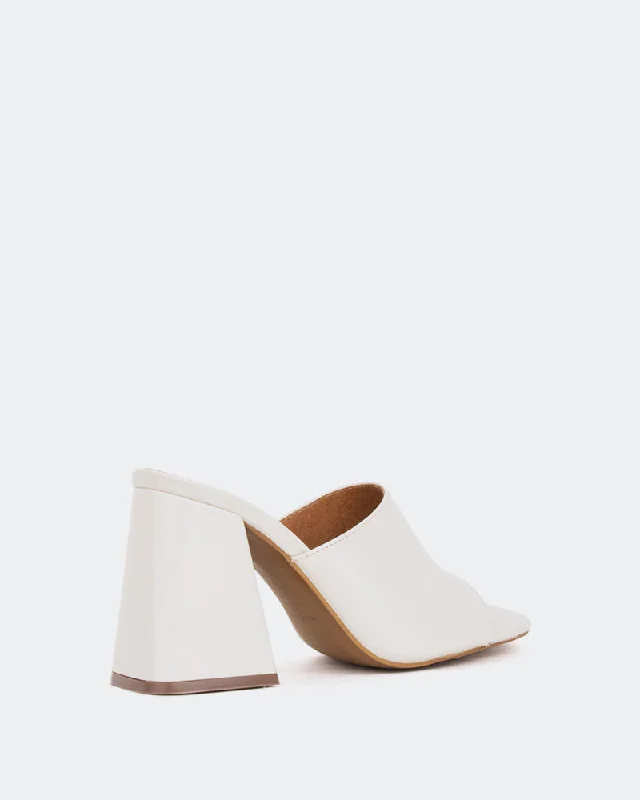 Herrera Off White Leather/Cuir Blanc Cassé