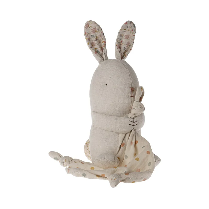 Soft and squishy plush crittersMaileg Lullaby Friends, Bunny - Nature