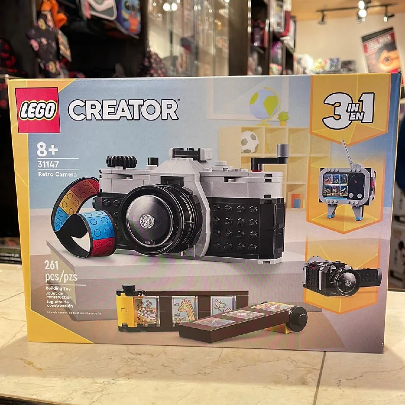 Iconic and recognizable LEGO charactersBrickhouse 31147 Lego Retro Camera