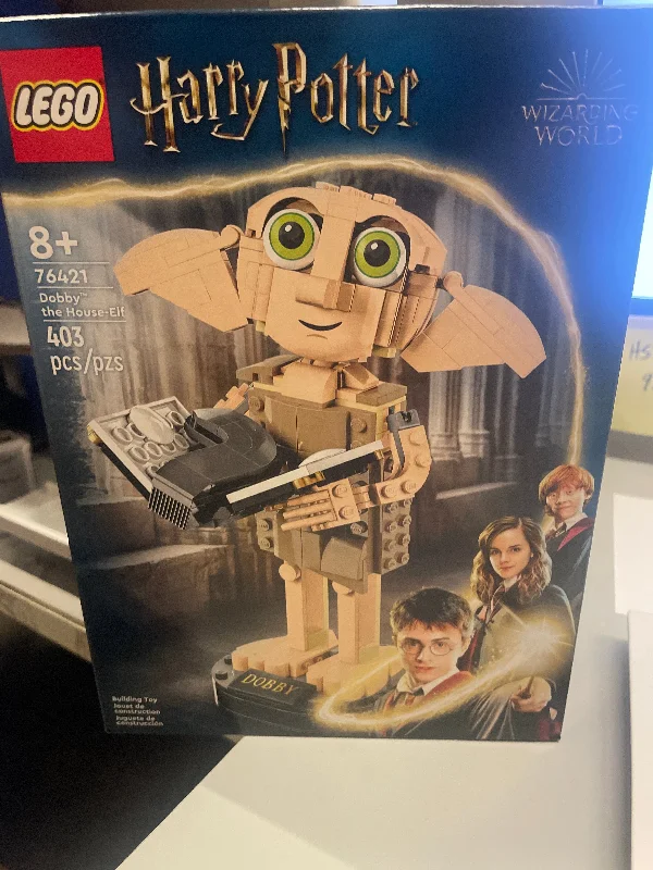 Time-honored LEGO traditionsBrickhouse Dobby the House Elf 76421
