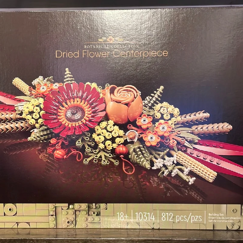 Inspiring future engineers LEGOBrickhouse LEGO Dried Centerpiece Flowers 10314