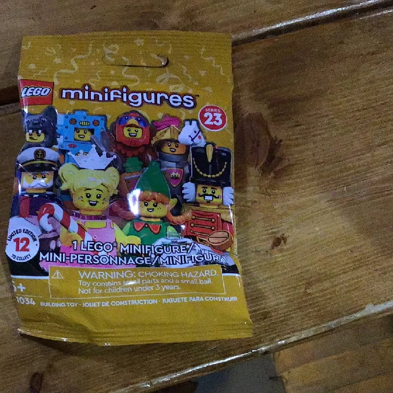 Non-toxic and safe LEGO toysLEGO Classic mini figures Series 23