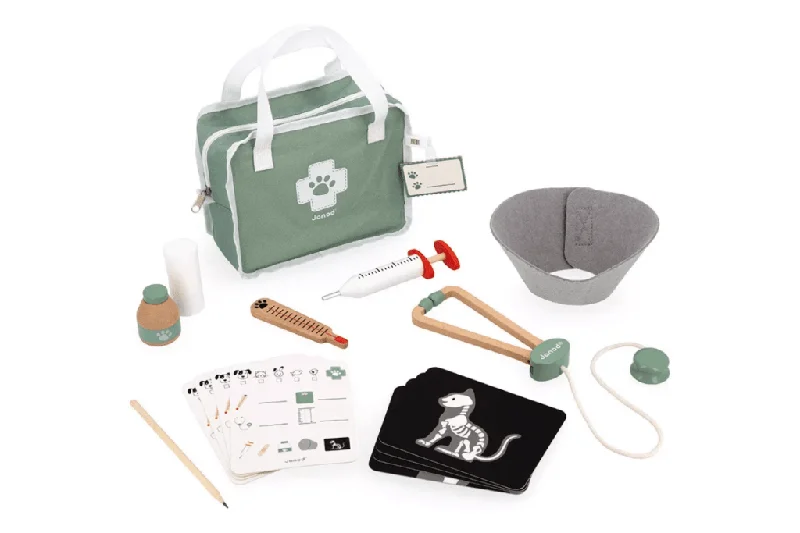 non-toxic wooden toys                   Janod Veterinary Set