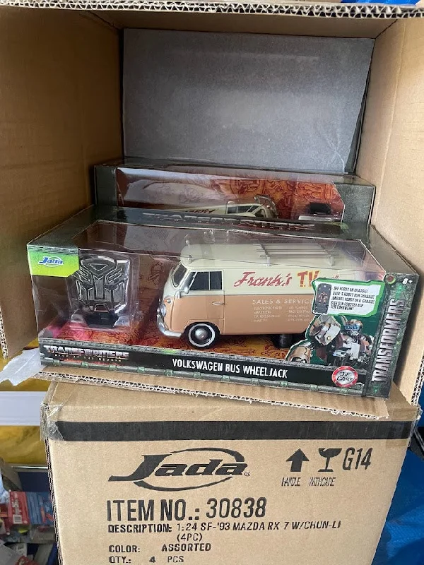 Playful toys 2023 Jada 1/24 Transformers Rise of Beasts Volkswagen Bus Wheeljack