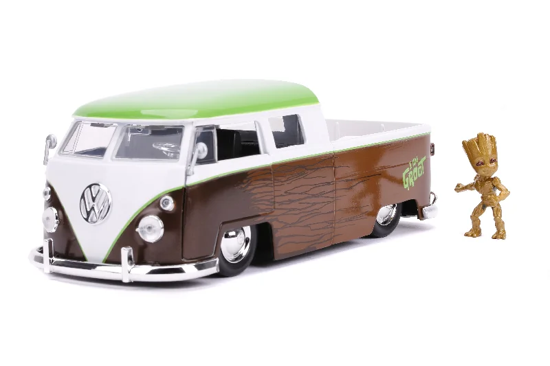 Realistic toy carsJada Diecast Metal Hollywood Rides 1:24  1963 VW BUS TRUCK W/ GROOT