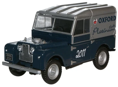 Enthusiastic toys2011 Oxford Diecast Platinum Land Rover- 1:43 Scale